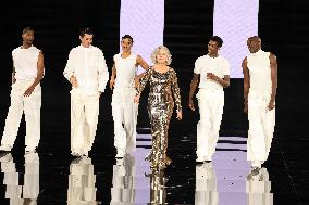 PFW - Le Défilé. Liberté, Egalité, Sororité"You're Worth It" L'Oréal Paris Runway