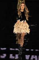 PFW - Le Défilé. Liberté, Egalité, Sororité"You're Worth It" L'Oréal Paris Runway