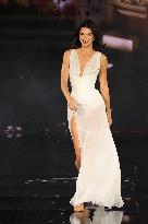 PFW - Le Défilé. Liberté, Egalité, Sororité"You're Worth It" L'Oréal Paris Runway