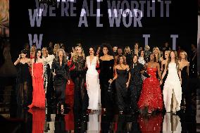 PFW - Le Défilé. Liberté, Egalité, Sororité"You're Worth It" L'Oréal Paris Runway