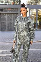 PFW - Weinsanto Front Row