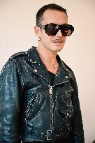 PFW - Weinsanto Front Row