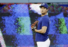 Baseball: Wild Card Series between Reds and Dodgers