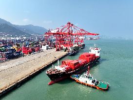 The  Cargo Throughput at Chinese Ports Increased