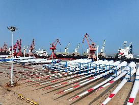 The  Cargo Throughput at Chinese Ports Increased