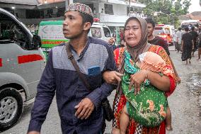 School Collapse Leaves One Student Dead, 38 Missing - Indonesia