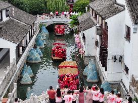 Group Wedding - China