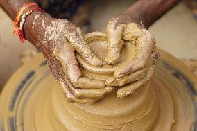 Indian Potter Gives Final Touches to Karva Pot - Ajmer