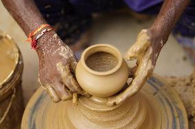 Indian Potter Gives Final Touches to Karva Pot - Ajmer