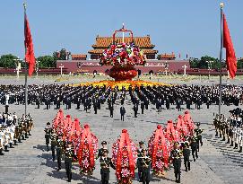 President Xi Jinping Paying Tribute to Fallen National Heroes - Beijing
