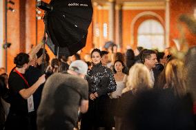 PFW - Louis Vuitton Front Row