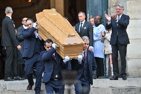 Claudia Cardinale's Funeral - Paris