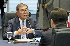 Japan-S. Korea summit in Busan