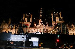 PFW - Outside Atmosphere Of L'Oreal Show