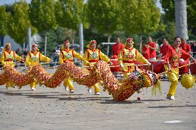 Folk Performances Celebrate The National Day Holiday