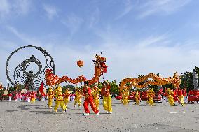 Folk Performances Celebrate The National Day Holiday