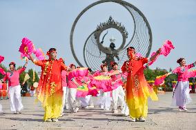Folk Performances Celebrate The National Day Holiday