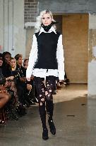 PFW - Pressiat Runway