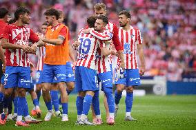 La Liga - Atletico De Madrid v Real Madrid