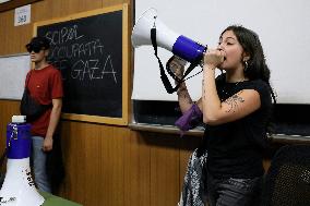 Students Demonstration to Support Palestine - Rome