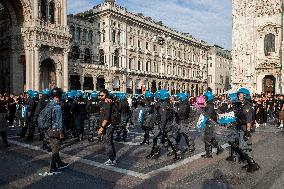 Slavia Prague Fans In Piazza Duomo Milan - Italy