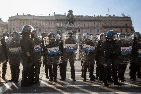 Slavia Prague Fans In Piazza Duomo Milan - Italy