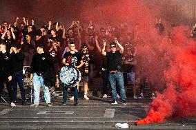 Slavia Prague Fans In Piazza Duomo Milan - Italy