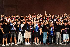 Slavia Prague Fans In Piazza Duomo Milan - Italy