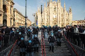 Slavia Prague Fans In Piazza Duomo Milan - Italy