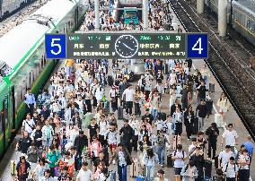 Railway Travel Peak During The National Day Holiday