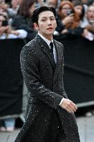 PFW Tom Ford Outside Arrivals