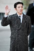 PFW Tom Ford Outside Arrivals