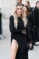 PFW Tom Ford Outside Arrivals