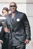 PFW Tom Ford Outside Arrivals