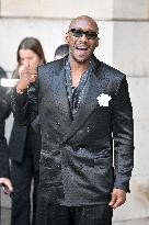 PFW Tom Ford Outside Arrivals