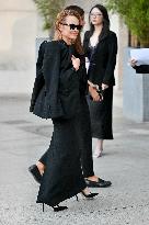 PFW Tom Ford Outside Arrivals