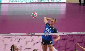 VOLLEY - Amichevole - 8° Memorial Giampaolo Ferrari - Igor Gorgonzola Novara vs Galatasaray Daikin Istanbul