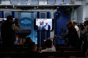 DC: White House Loops AI Generated Fake Video in Briefing Room