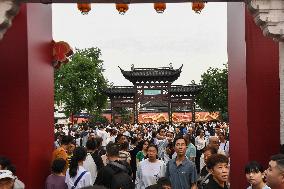 Confucius Temple Tourism in Nanjing