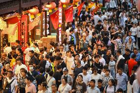 Confucius Temple Tourism in Nanjing