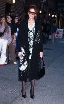 Julia Roberts At The Late Show - NYC