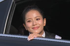 PFW - Christian Dior Outside Arrivals