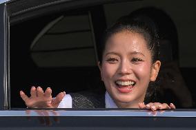 PFW - Christian Dior Outside Arrivals