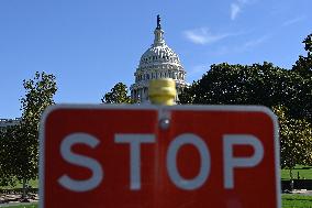 US Government Enters Shutdown After Last-Ditch Vote Fails in Senate