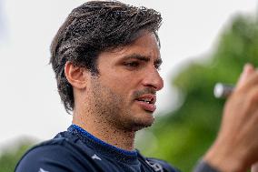 Formula 1 Singapore Airlines Singapore Grand Prix - Arrivals