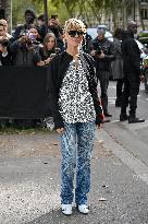 PFW Rabanne Outside Arrivals