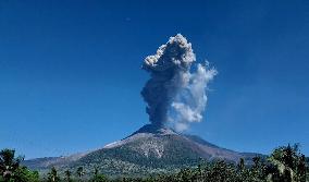 Mount Lewotobi Laki-Laki Volcano Erupted - Indonesia