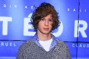 Meteors Premiere - Paris