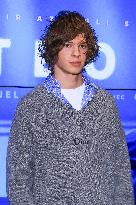 Meteors Premiere - Paris