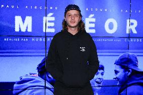Meteors Premiere - Paris